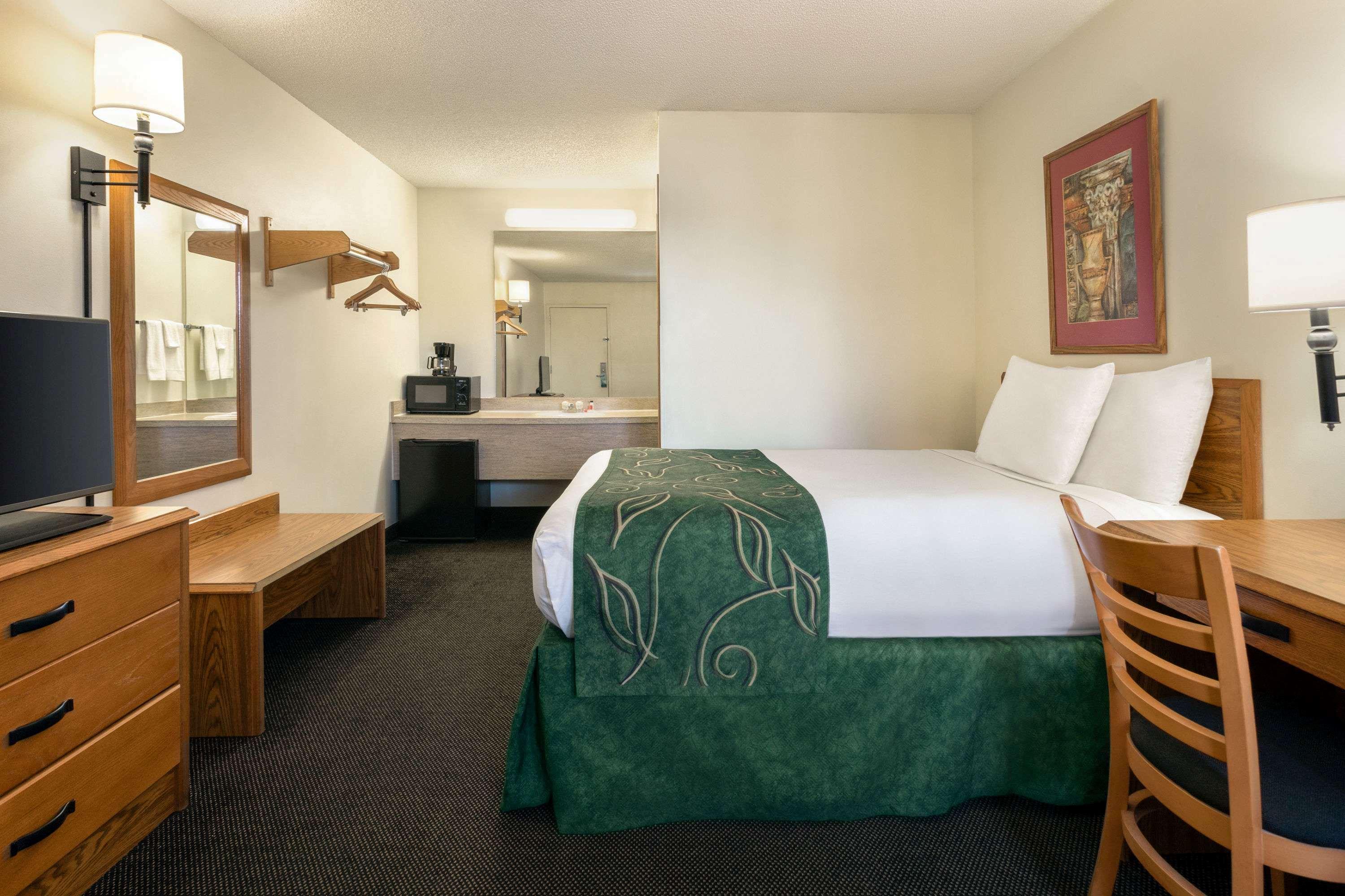 ทราเวลลอดจ์ บาย วินด์แฮม เวลลิงตัน Hotel Wellington ภายนอก รูปภาพ